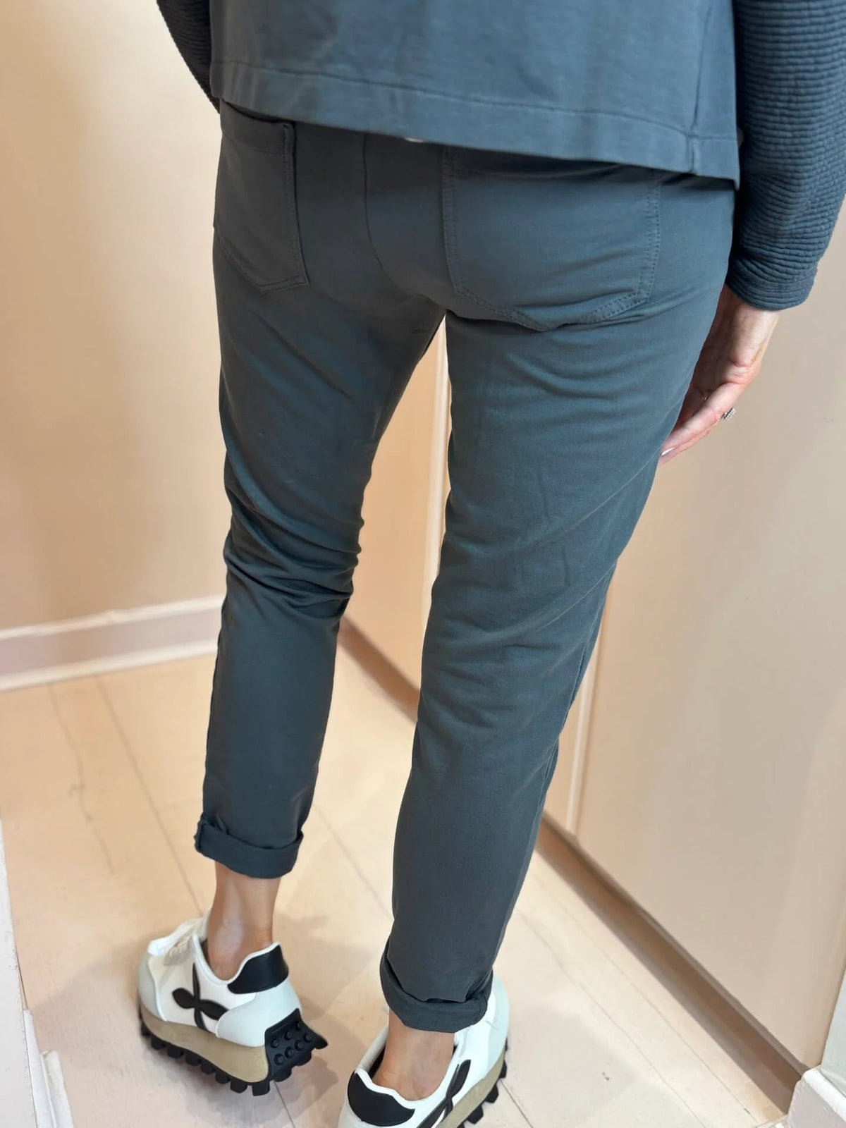 DECK Cotton Joggers-4