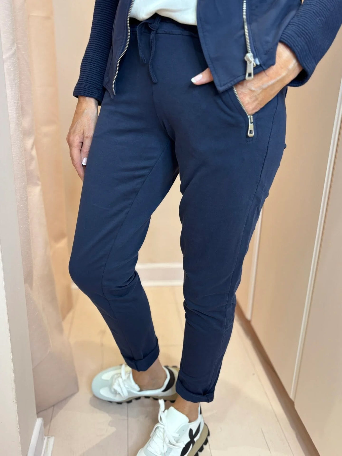 DECK Cotton Joggers-5