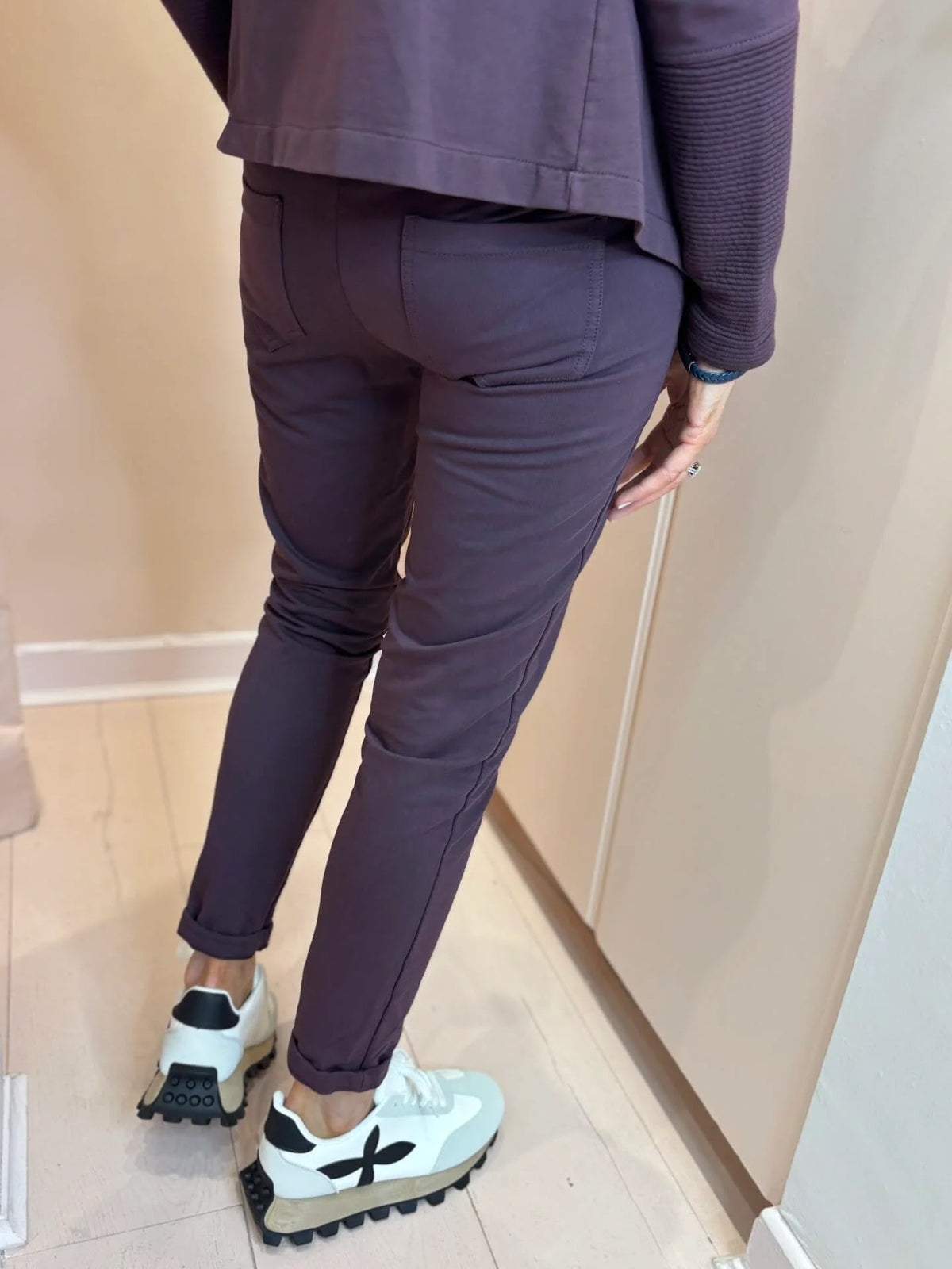 DECK Cotton Joggers-9