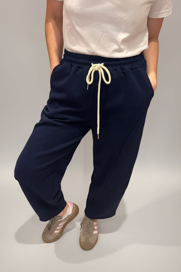 Cotton Barrel Joggers-1