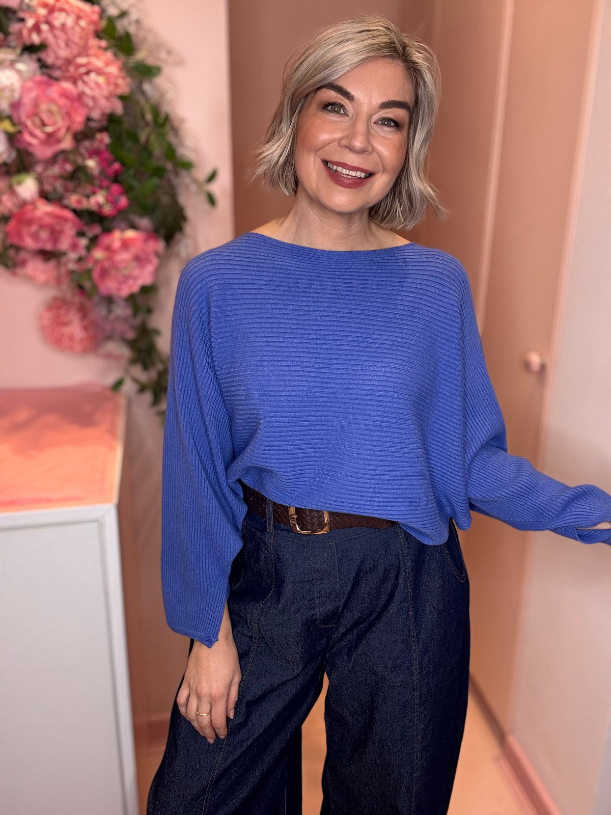 Indigo Belted Barrel Jeans-7