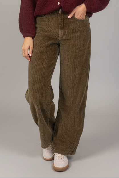Melly & Co Cords-10