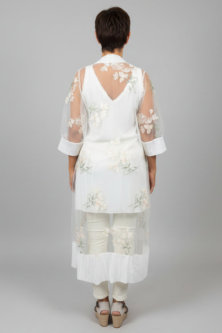 Shirley Embroidery Kimono-3