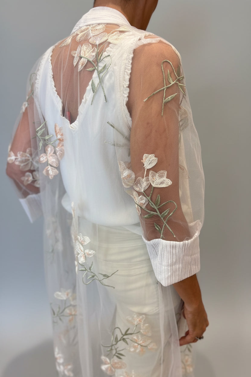 Shirley Embroidery Kimono-2