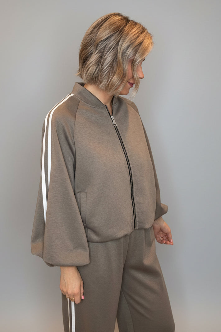 Stripe Tracksuit-15