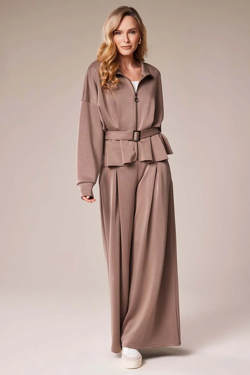 20110_EXTRA_SHOT_Taupe_64879fa7-1e49-4b30-94ff-1659fa10ffca