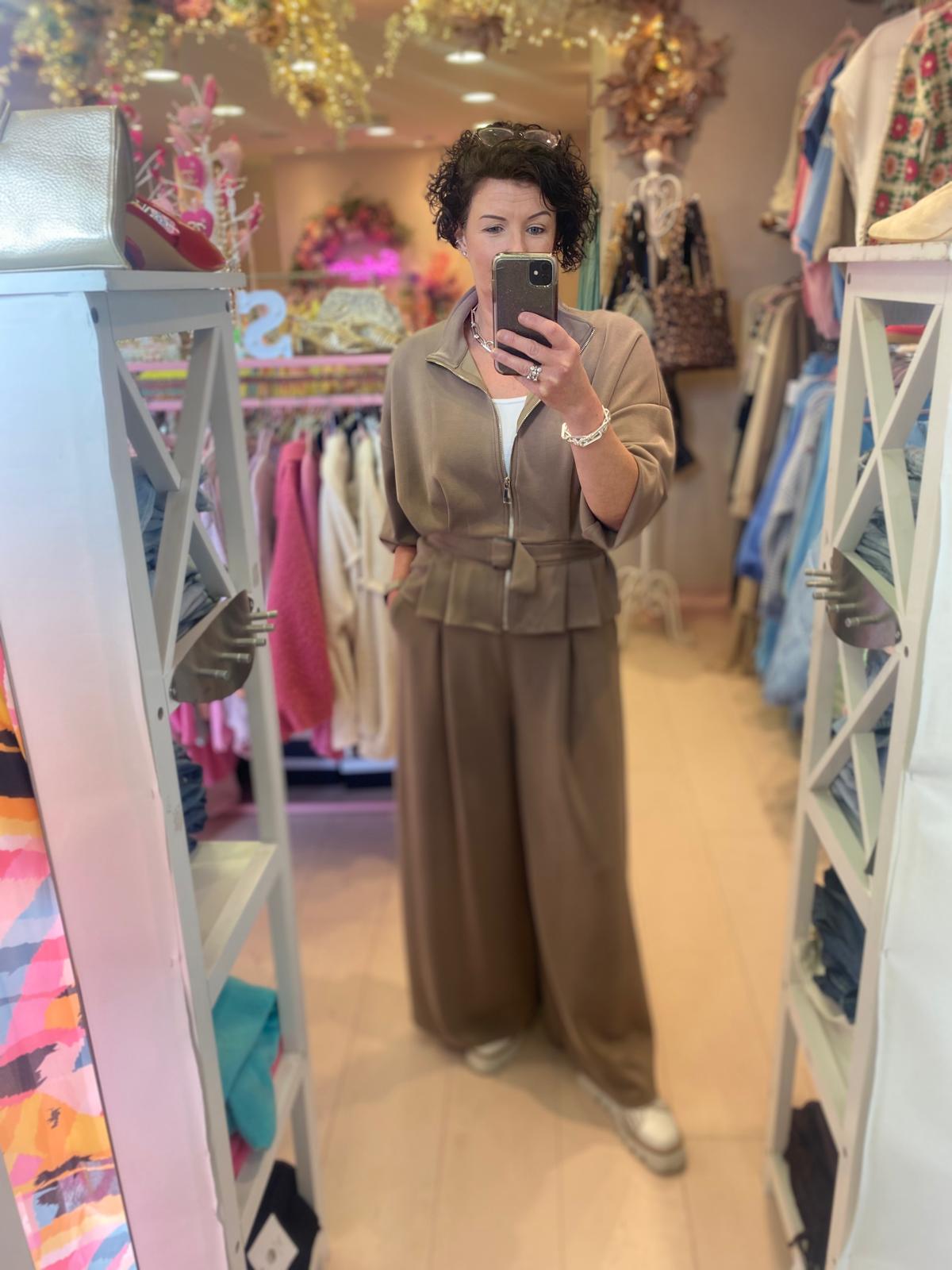 8be4b3a8-cbbf-4f47-812b-475ae72491ae